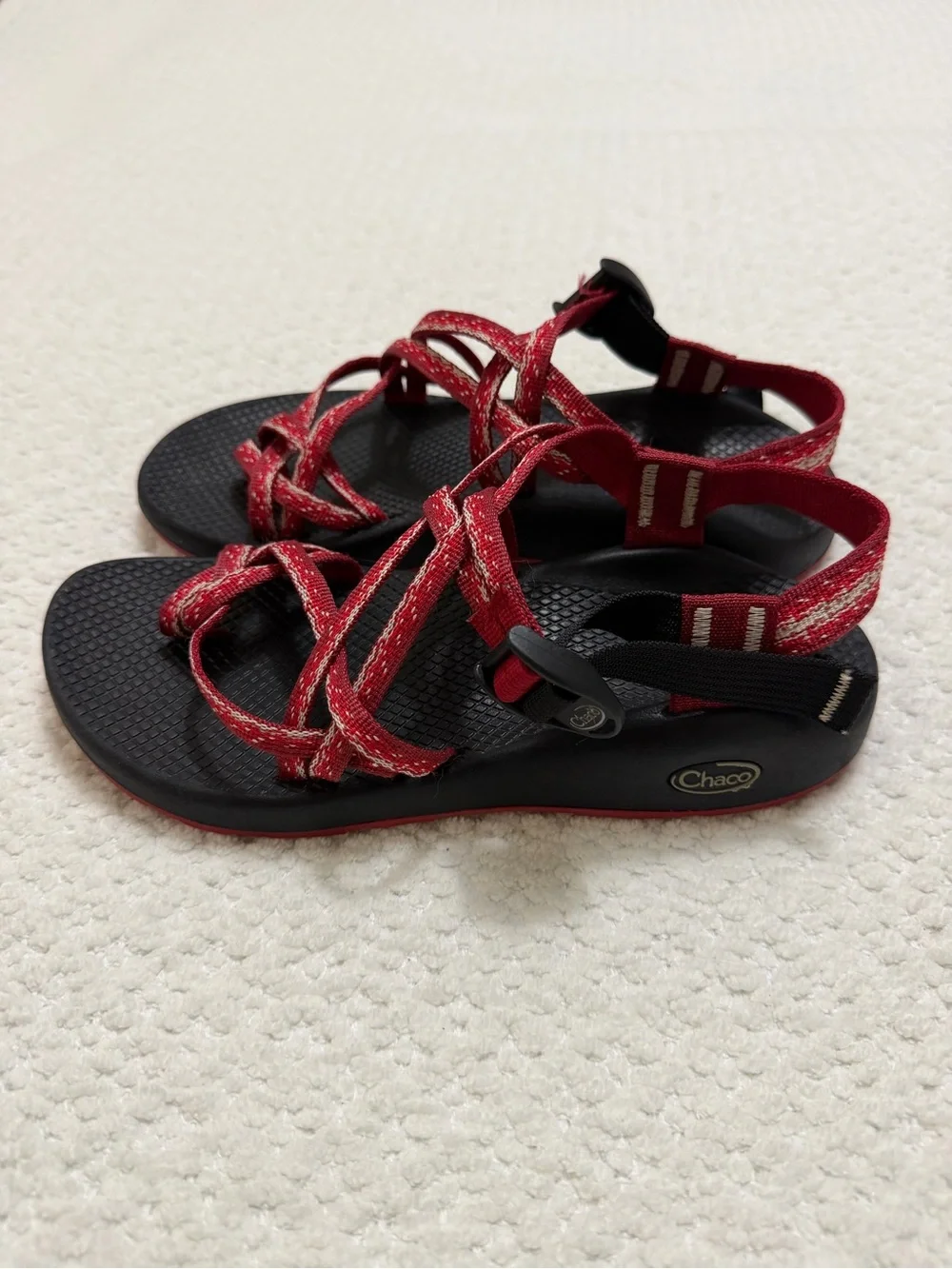 Chaco ZX/2 Red Classic Outdoor Sandals Hiking Summer Women’s Size 9